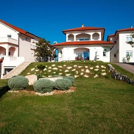 The Bellevue 公寓 *