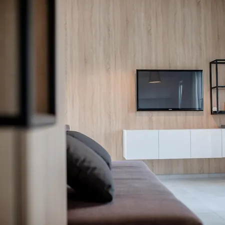 The Bellevue * 로파르